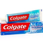 Colgate Toothpaste Max Fresh Blue Peppermint Ice Gel 150Gm
